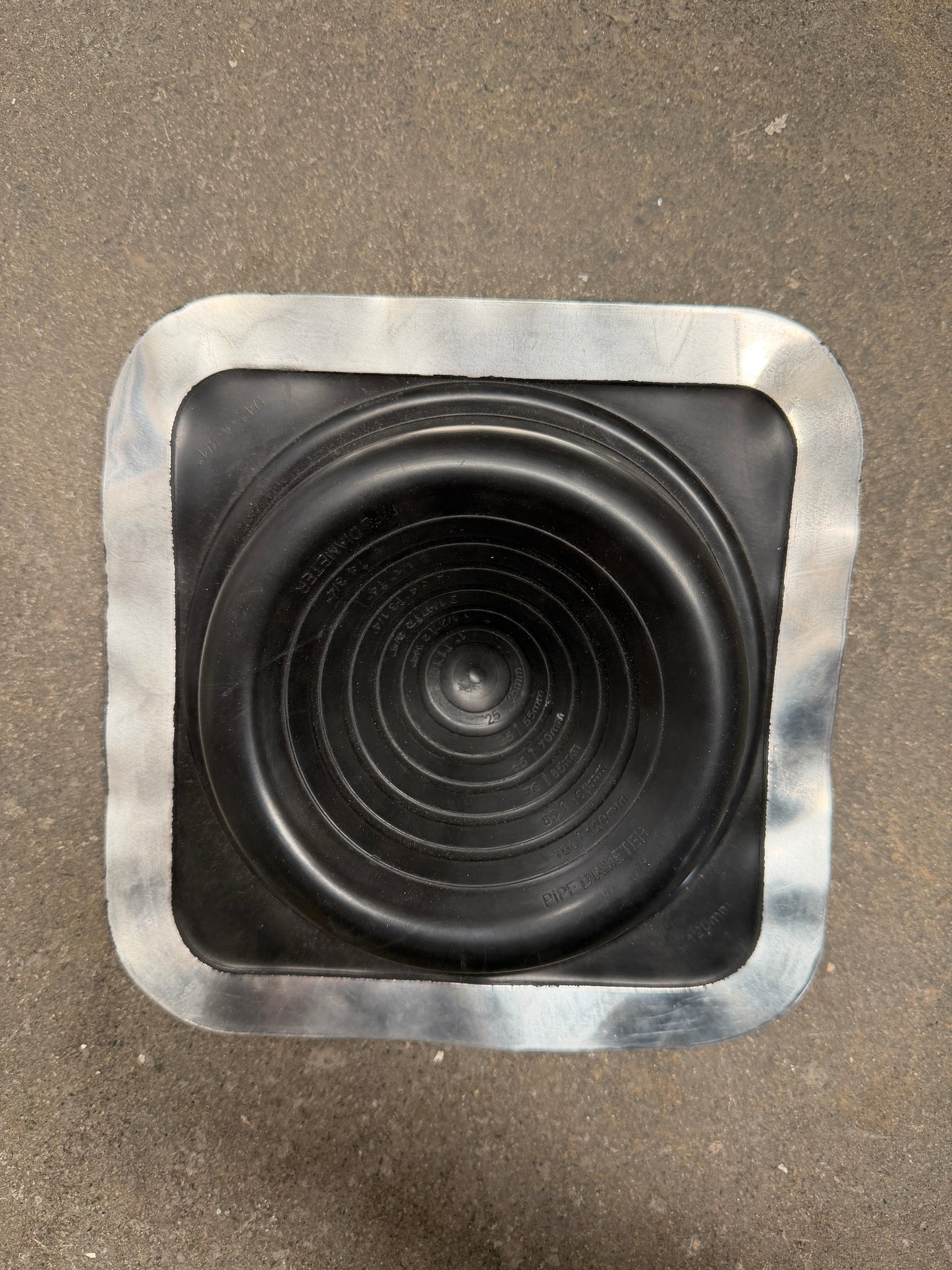 [P1049] Rubber Roof Flashing