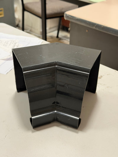 [GBA1007] Gutter Corner Internal 45 Degree Black