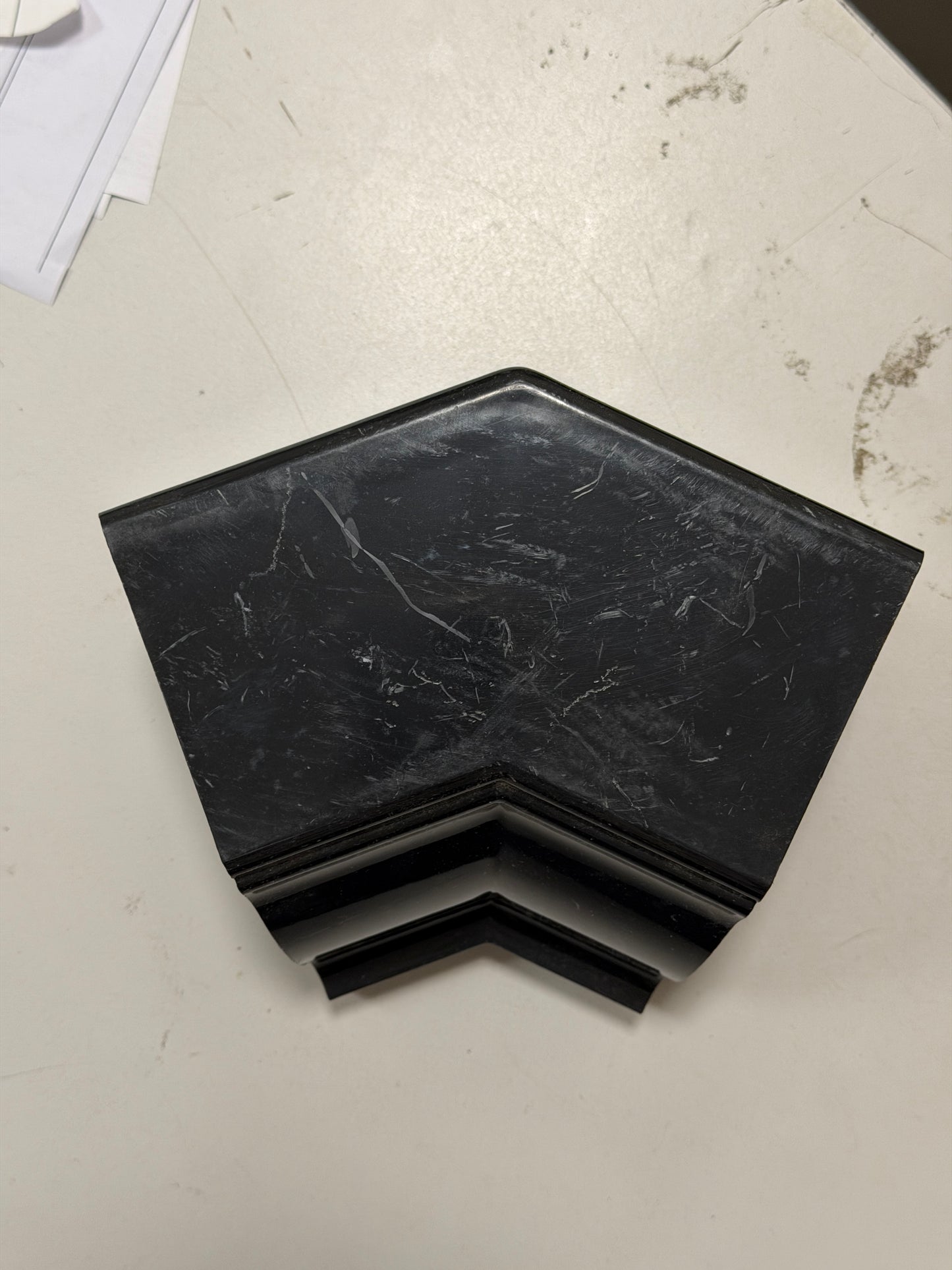 [GBA1007] Gutter Corner Internal 45 Degree Black
