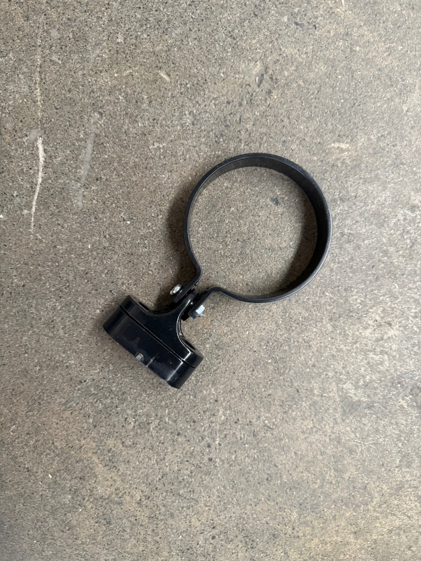 [DPF2025] Downpipe Clip Single Leg 80mm Black