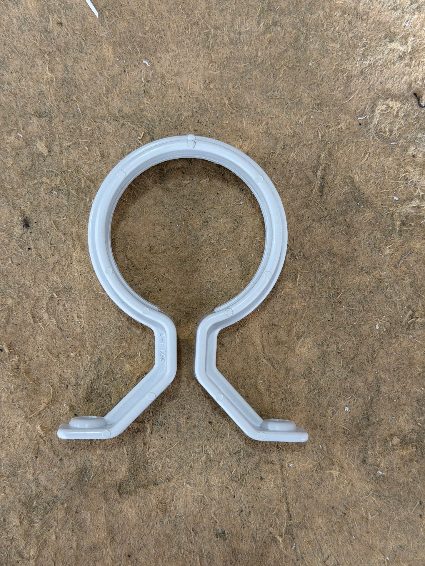 [PVC1045] PVC Long Stand Off Waste Clip