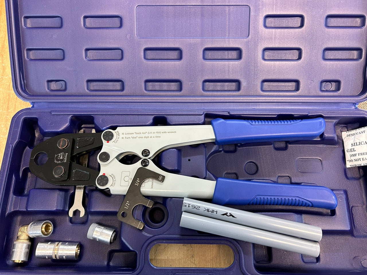 [T11] Plumbing Crimping Tool 15mm and free fittings